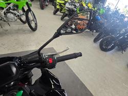 2024 Kawasaki Z900 (ZR900) Red