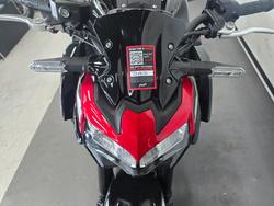 2024 Kawasaki Z900 (ZR900) Red