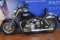 2016 TRIUMPH AMERICA Black