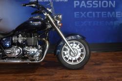 2016 TRIUMPH AMERICA Black