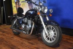 2016 TRIUMPH AMERICA Black