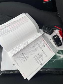 2022 Toyota Hilux SR