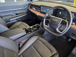 2025 KGM Torres Hybrid K40