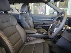 2025 KGM Torres Hybrid K40