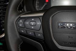 2025 Isuzu MU-X LS-T