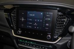 2025 Isuzu MU-X LS-T