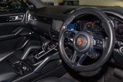 2019 Porsche Cayenne E-Hybrid 9YA MY19 4X4 On Demand Black