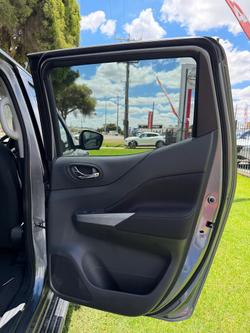 2024 Nissan Navara Black Edition