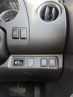 2024 Nissan Navara Black Edition