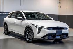 2025 Kia K4 S