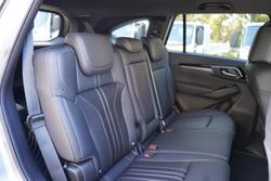 2025 Isuzu MU-X LS-T