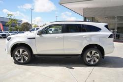 2025 Isuzu MU-X LS-T