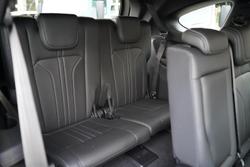 2025 Isuzu MU-X LS-T