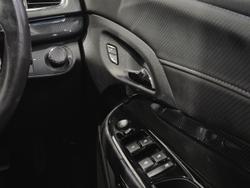 2015 Holden Commodore SV6