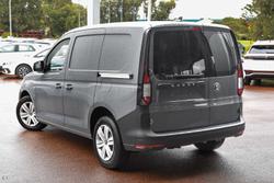 2025 Volkswagen Caddy TSI220