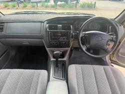 2004 Toyota Avalon GXi