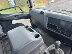 2013 Fuso Fighter 1024 1024 WHITE