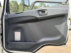 2013 Fuso Fighter 1024 1024 WHITE