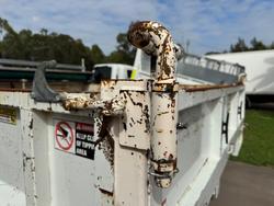 2013 Fuso Fighter 1024 1024 WHITE