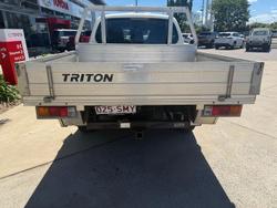 2011 Mitsubishi Triton GLX