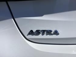 2019 Holden Astra R