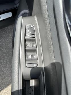 2025 Renault Koleos Evolution HZG MY25 Metallic Black