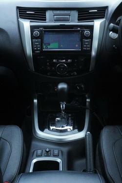 2017 Nissan Navara ST-X N-SPORT Black Edition