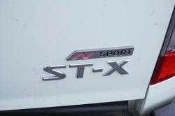 2017 Nissan Navara ST-X N-SPORT Black Edition