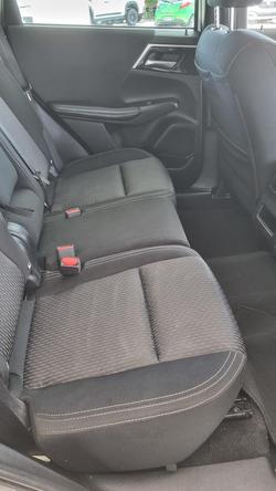 2022 Mitsubishi Outlander LS