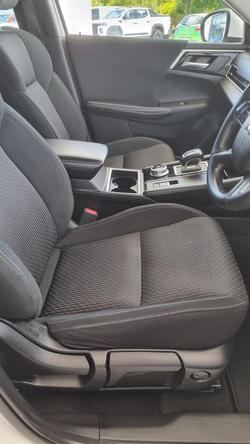 2022 Mitsubishi Outlander LS