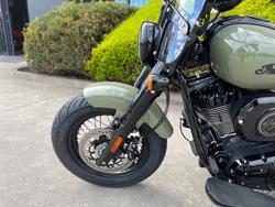 2025 Indian SUPER CHIEF DARK HORSE Green