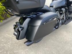 2025 Indian PURSUIT DARK HORSE PREMIUM Black