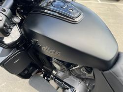 2025 Indian PURSUIT DARK HORSE PREMIUM Black