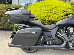 2025 Indian PURSUIT DARK HORSE PREMIUM Black