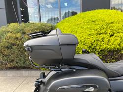 2025 Indian PURSUIT DARK HORSE PREMIUM Black