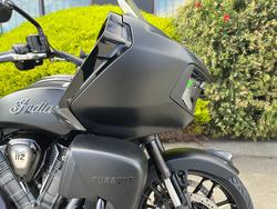 2025 Indian PURSUIT DARK HORSE PREMIUM Black