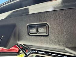 2024 Kia Carnival GT-Line HEV