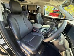 2024 Kia Carnival GT-Line HEV