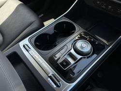 2024 Kia Carnival GT-Line HEV