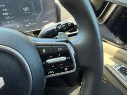 2024 Kia Carnival GT-Line HEV