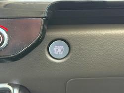 2024 Kia Carnival GT-Line HEV