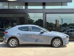 2025 Mazda 3 G20 Pure