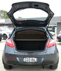 2011 Mazda 2 Neo