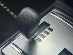 2016 Mitsubishi Pajero GLS