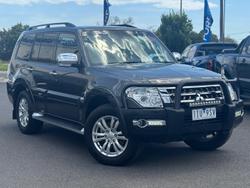 2016 Mitsubishi Pajero GLS