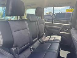 2016 Mitsubishi Pajero GLS