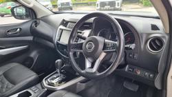 2021 Nissan Navara ST-X