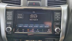 2021 Nissan Navara ST-X