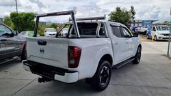 2021 Nissan Navara ST-X