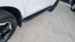 2021 Nissan Navara ST-X